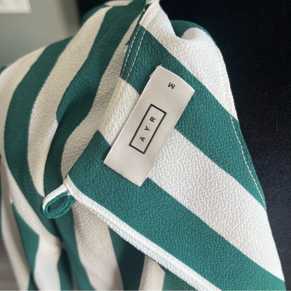 Gathered Sleeve Dress with Tie
Belt - The Who's She - AYR - Picture 6 of 6